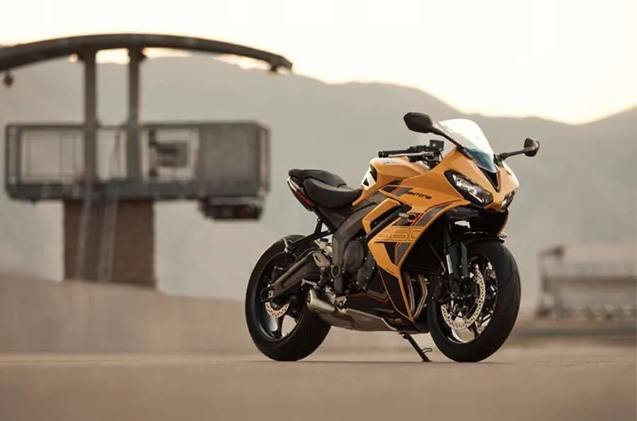 બાઇક લવર્સ માટે ખુશખબર: Triumph Daytona 660 નવા અંદાજમાં એન્ટ્રી, જાણો ડિઝાઇનમાં શું નવું છે? 3 bike.jpg