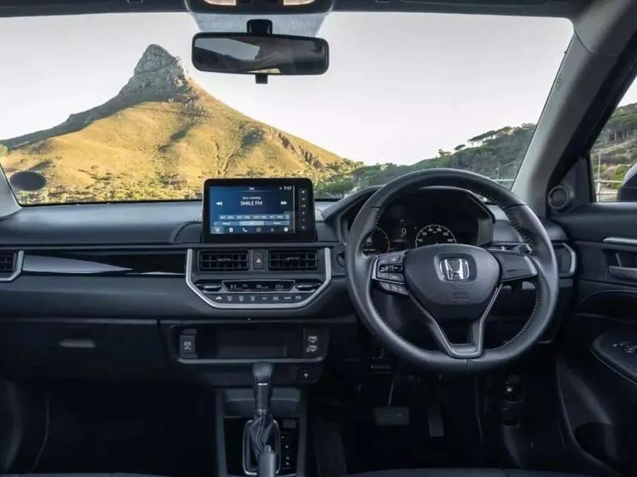 Honda SUV Lovers માટે મોટો આંચકો કે ગૂડ ન્યૂઝ? પોતાની જ SUVમાં બીજાનું એન્જિન વાપરશે હોન્ડા 3 car1.jpg