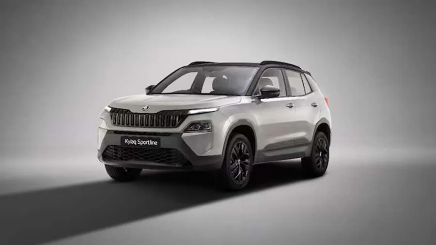 Skoda ની કાર ખરીદવી હવે થશે મોંઘી! Kushaq અને Slavia સહિત આ મોડેલ્સના ભાવ વધ્યા, જાણો કેટલી ખિસ્સા પર પડશે અસર 3 Skoda car.jpg