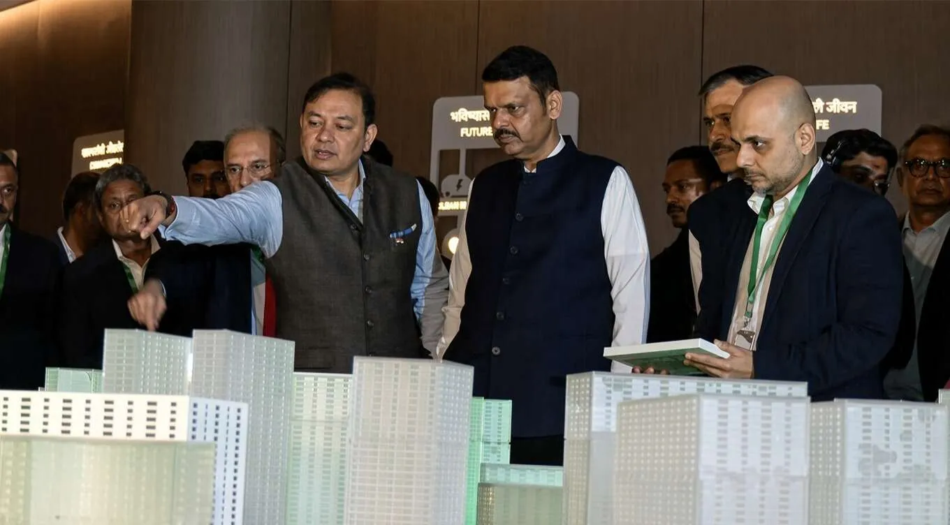 CM ફડણવીસે લોન્ચ કર્યું એક્સપિરિયન્સ સેન્ટર, રહેવાસીઓ જોઈ શકશે પોતાના ભવિષ્યના ઘરનું 3D મોડેલ! 3 Devendra Fadnavis1.jpeg