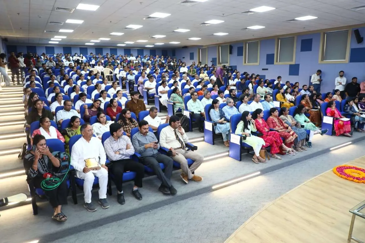અસારવા સિવિલ હોસ્પિટલ ખાતે ૨૭મો 'વિશ્વ દૃષ્ટિ દિવસ' ઉજવાયો: મોતિયાના ઓપરેશનમાં ગુજરાત સમગ્ર દેશમાં પ્રથમ 4 WhatsApp Image 2026 10 08 at 5.11.48 PM.jpeg