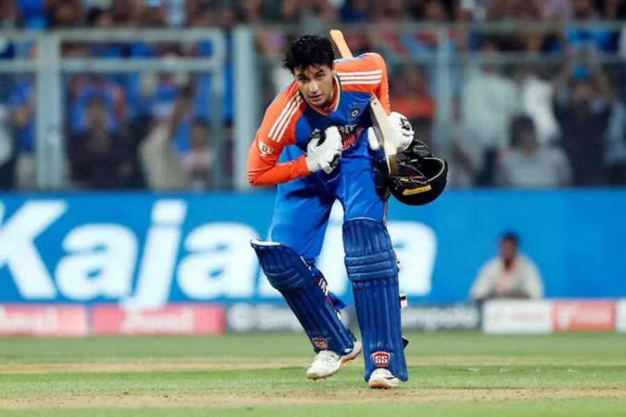 IND vs WI: ત્રીજી T20માં ટીમ ઈન્ડિયામાં 3 મોટા ફેરફારની શક્યતા! કોનું કપાશે પત્તું? 2 Abhishek Sharma.jpg