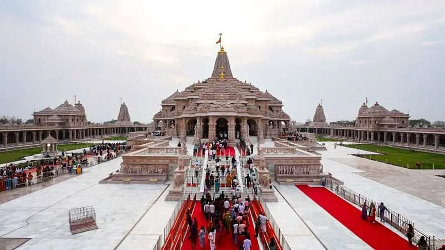 રામ મંદિર પ્રશાસનનો મોટો નિર્ણય, VIP પાસની સંખ્યા વધારીને ૩૫૦૦ કરાઈ! 3 Ayodhya Ram Mandir