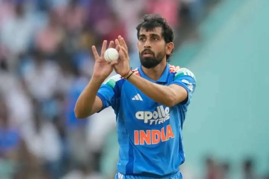 IND vs NZ: પ્રિન્સ યાદવના બોલ પર ફિન એલન ફસાયો! બીજા T20માં જોવા મળ્યો જોરદાર મુકાબલો 2 Prince Yadav.jpg