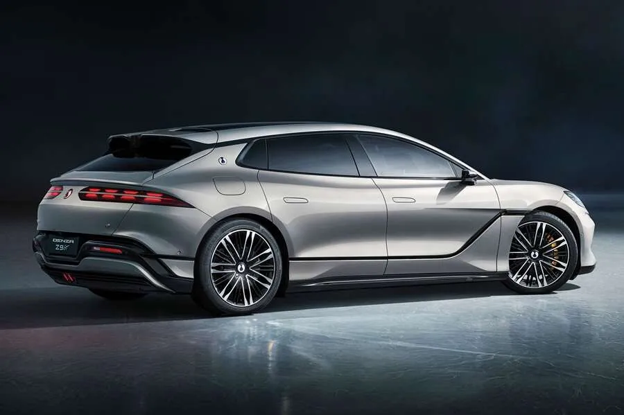 BMW-Mercedesને ટક્કર આપવા આવી રહી છે Denza Z9 GT! નવેમ્બરમાં ભારતમાં થશે એન્ટ્રી? 2 Denza Z9 GT Teased.jpg